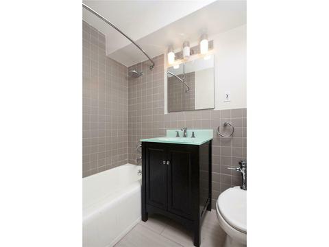 4178 Edinburgh Dr, Cincinnati, OH 45245 photo 9