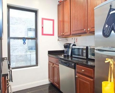 2747 Robert Ave, Cincinnati, OH 45211 photo 2