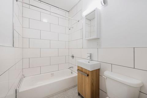 2908 Kling Ave, Cincinnati, OH 45211 photo 4