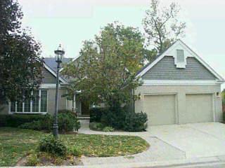 682 Windings La, Cincinnati, OH 45220 photo 3