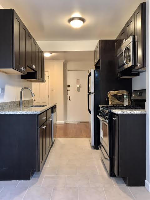 682 Windings La, Cincinnati, OH 45220 photo 6
