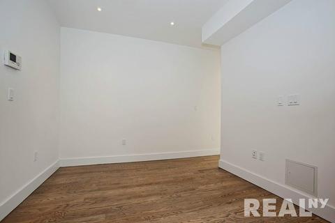 6205 Beech View Cir, Cincinnati, OH 45213 photo 5
