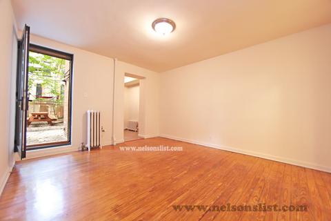 2431 Ingleside Ave, Cincinnati, OH 45206 photo 3