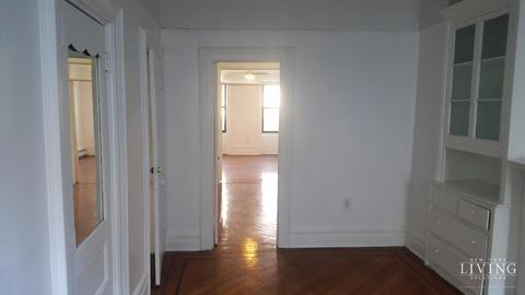 7337 Reading Rd, Cincinnati, OH 45237 photo 8