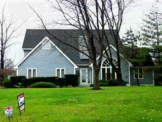 26 Heritage Ct, Blue Ash, OH 45242 photo 1