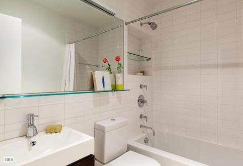 2469 Kipling Ave, Cincinnati, OH 45239 photo 8