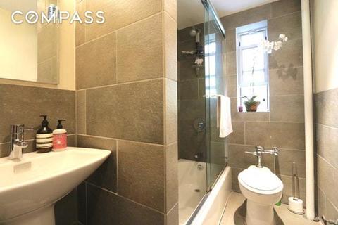 80 West St, Montgomery, OH 45242 photo 6