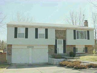 4780 Timberknoll Dr, Cincinnati, OH 45244 photo 1