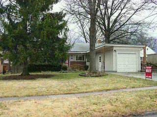 8714 Constance Ln, Cincinnati, OH 45231 photo 1