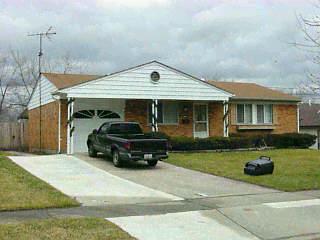 1690 Brightview Dr, Cincinnati, OH 45231 photo 1