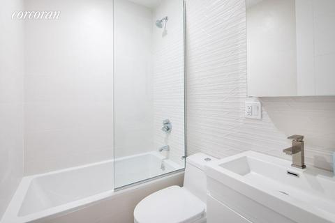 306 Warner St, Cincinnati, OH 45219 photo 14