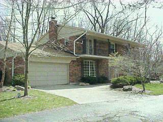 7809 Shadowhill Way, Montgomery, OH 45242 photo 1