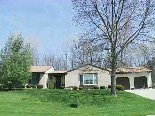 2040 Greenpine Dr, Cincinnati, OH 45231 photo 1