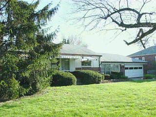2500 Ardmore Ave, Golf Manor, OH 45237 photo 1