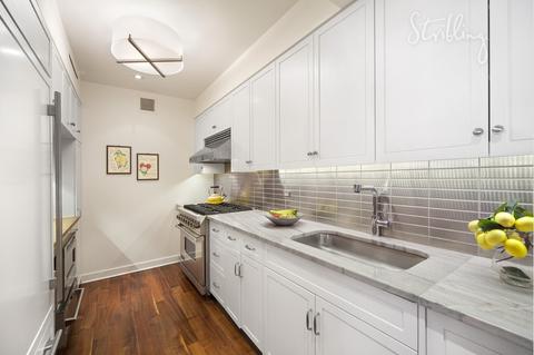 454 Ashsteade La, Cincinnati, OH 45255 photo 4