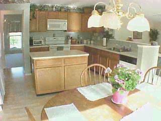 454 Ashsteade La, Cincinnati, OH 45255 photo 2