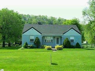 4826 Miami River Rd, Cleves, OH 45002 photo 2