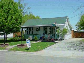 617 Spring Ave, Franklin, OH 45005 photo 1