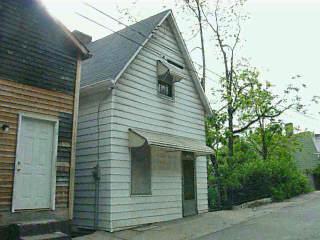 2572 Liddell St, Cincinnati, OH 45225 photo 3