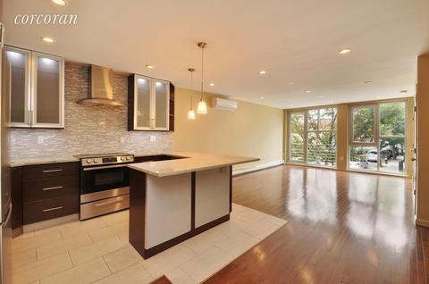 2572 Liddell St, Cincinnati, OH 45225 photo 5