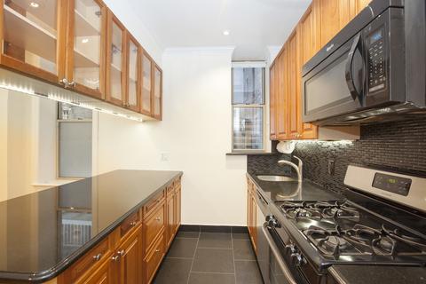 7516 Anthonywayne A, Cincinnati, OH 45216 photo 4