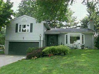 6693 Michael Dr, Cincinnati, OH 45243 photo 1