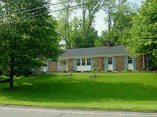 579 Meadowcrest Rd, Cincinnati, OH 45231 photo 1