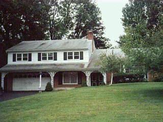 6705 Michael Dr, Cincinnati, OH 45243 photo 1