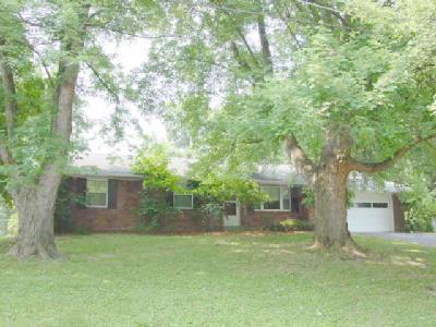 717 Hillview Dr, Cincinnati, OH 45245 photo 3