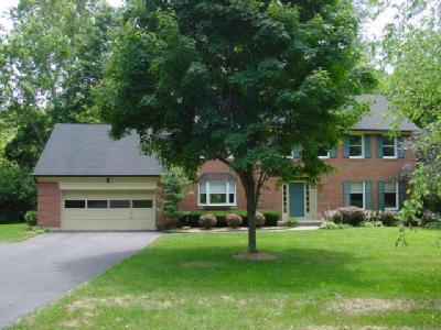 9643 Otterbein Dr, Evendale, OH 45241 photo 2