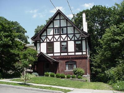 2206 Upland Pl, Cincinnati, OH 45206 photo 3