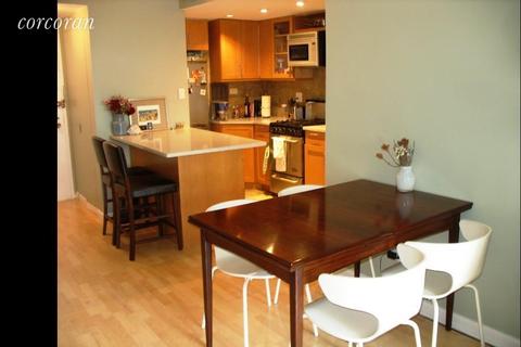 1640 Frederick Ave, Cincinnati, OH 45223 photo 2