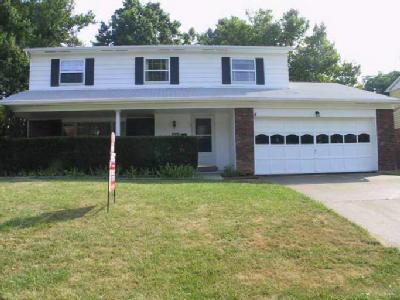 1082 Meadowind Ct, Cincinnati, OH 45231 photo 1
