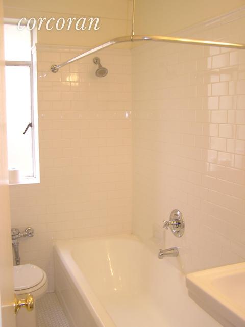 451 Vinegarten Dr, Cincinnati, OH 45255 photo 7