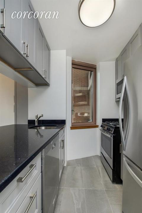 520 Considine Ave, Cincinnati, OH 45205 photo 4