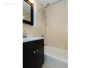 3203 Bach Ave, Cincinnati, OH 45209 photo 6