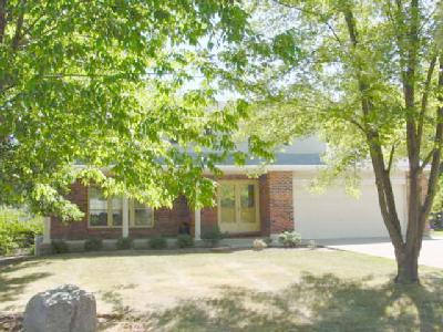 4022 Benjamin St, Cincinnati, OH 45245 photo 1