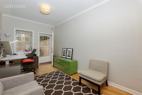 303 Lux Ave, Cincinnati, OH 45216 photo 8