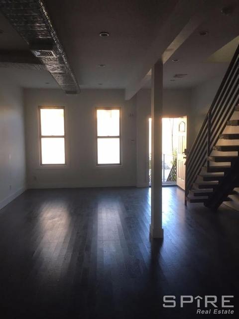 884 Surrey Trl, Cincinnati, OH 45245 photo 5