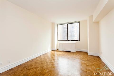 2894 Shaffer Ave, Cincinnati, OH 45211 photo 4