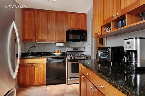 5 Maple Ct, Hamilton, OH 45013 photo 4