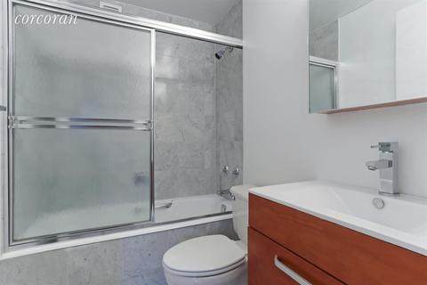 565 Beechtree Dr, Cincinnati, OH 45224 photo 5