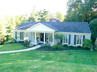 2 N Cliff Ter, Cincinnati, OH 45220 photo 3