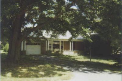 896 Hawthorne Dr, Cincinnati, OH 45245 photo 1