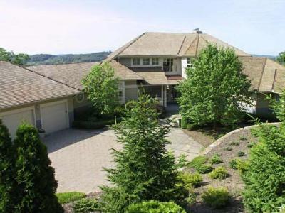 7351 Riverpoint Ln, Cincinnati, OH 45255 photo 1