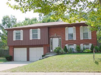 4185 Edinburgh Dr, Cincinnati, OH 45245 photo 1