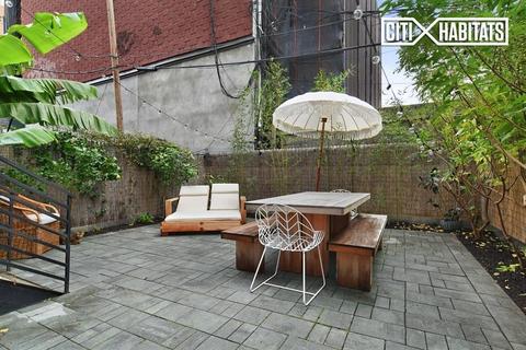 3132 Wooster Pl, Cincinnati, OH 45211 photo 7