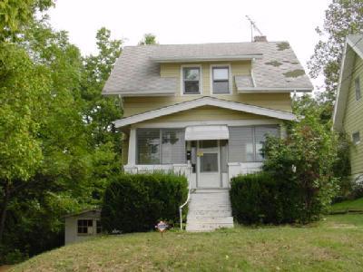 3132 Wooster Pl, Cincinnati, OH 45211 photo 2