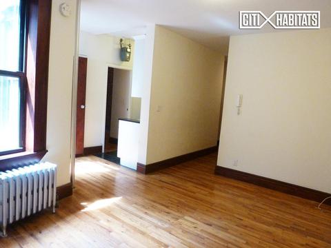 2284 Wolff Ave, Cincinnati, OH 45211 photo 9