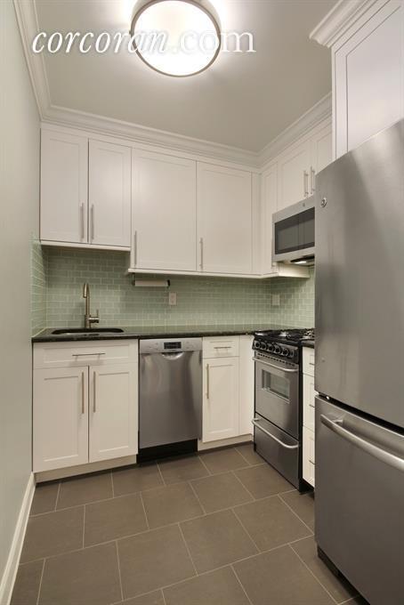 3973 Ardmore Ave, Cincinnati, OH 45229 photo 5